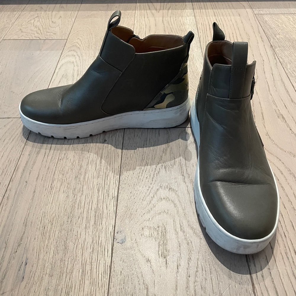 Vionic Boots - image 2